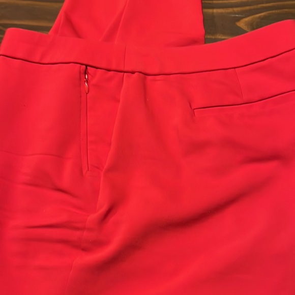 Rafaella Capris-curvy. Size 16 Red - Picture 3 of 8